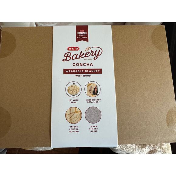 H‑E‑B Brand Shop Bakery Concha Hooded Throw Blanket 90" x 60" - Picture 3 of 4